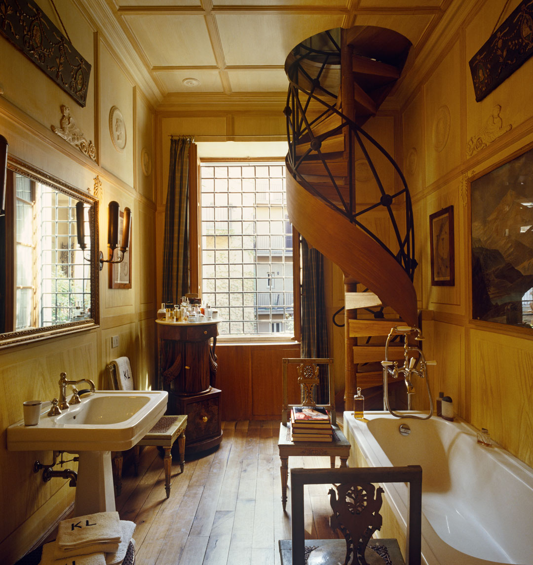 Karl Lagerfeld: Iconic Bathrooms